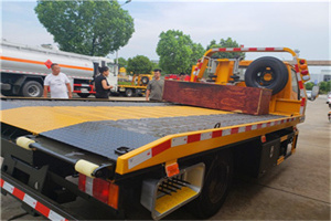 西岗区附近拖车电话号码服务